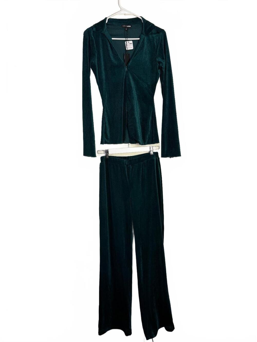 Fashion Nova Teal Velvet Two-Piece Set with Zip-Up Top and Wide-Leg Pants